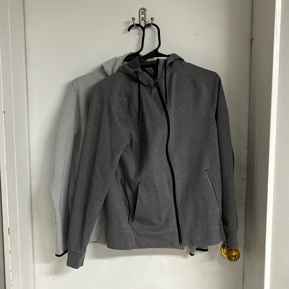 Set of hoodies - Picture 1 of 3